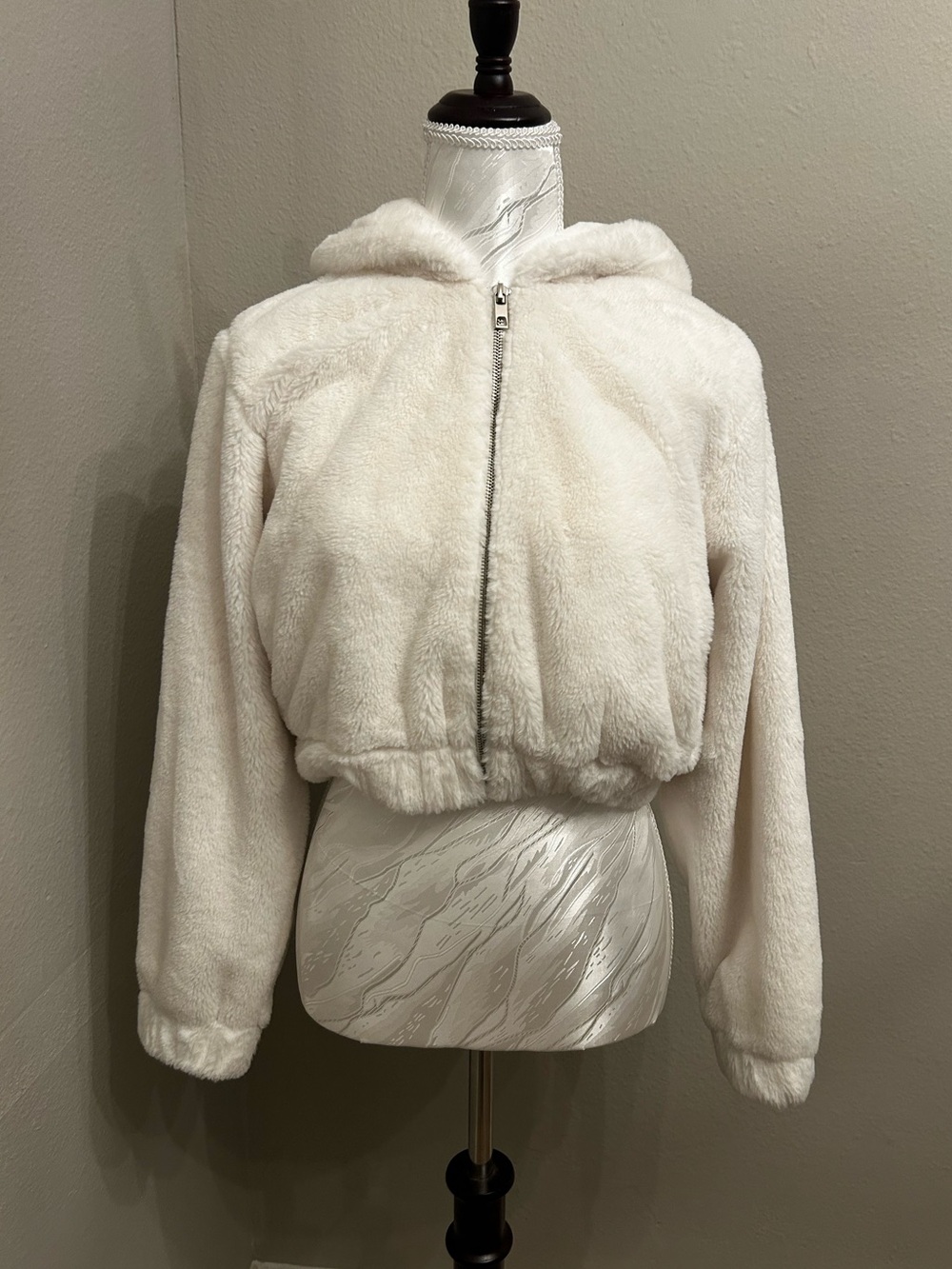 Women's Plush Hooded Zip-Up Jacket in Ivory